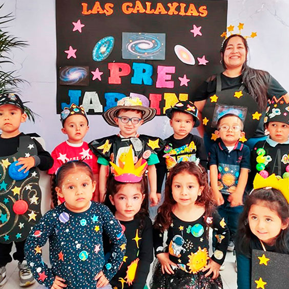 Pilares Jardín Infantil cunitas y Crayolas