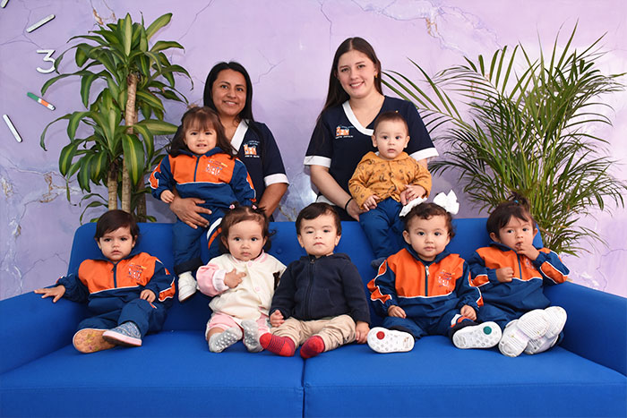 Nivel Maternal en Cunitas y Crayolas